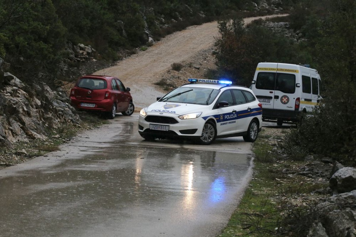 Poplava u Kokorićima kraj Vrgorca | foto: Veljko Martinović