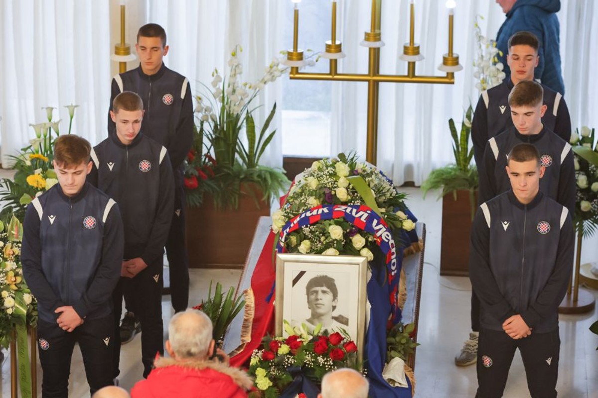 Mario Boljat, sahrana | foto: Nikola Brboleža