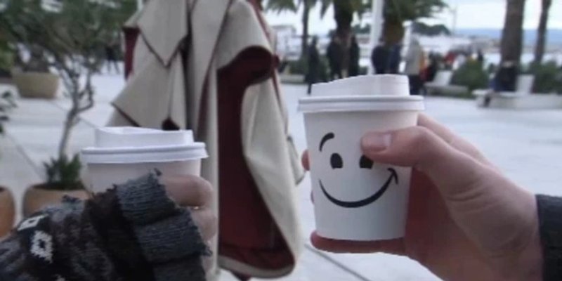 SPLITSKI UGOSTITELJI Traže da im se omogući rad barem na štekatima i terasama