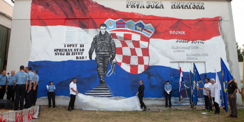 U Aržanu otkriven veličanstven mural kojeg je Torcida izradila u čast Josipa Jovića