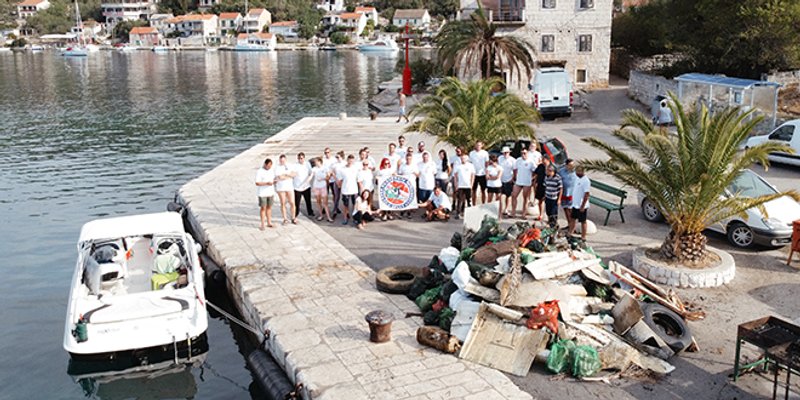 FOTOGALERIJA 'Van iz našega mora!'