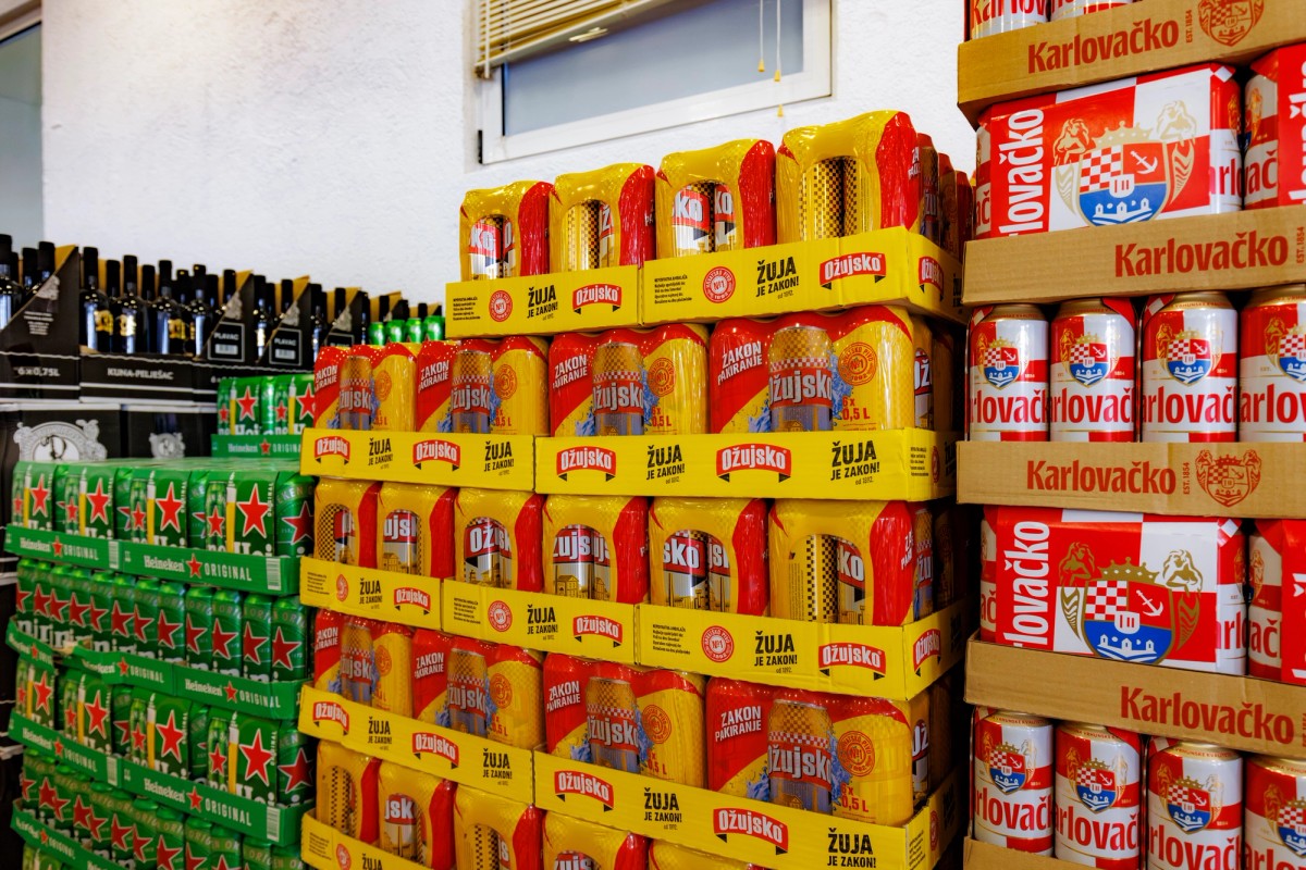 Totalna ludnica u Makarskoj! Sutra se otvara poznati outlet: Evo što se nudi po najnižim cijenama u Hrvatskoj