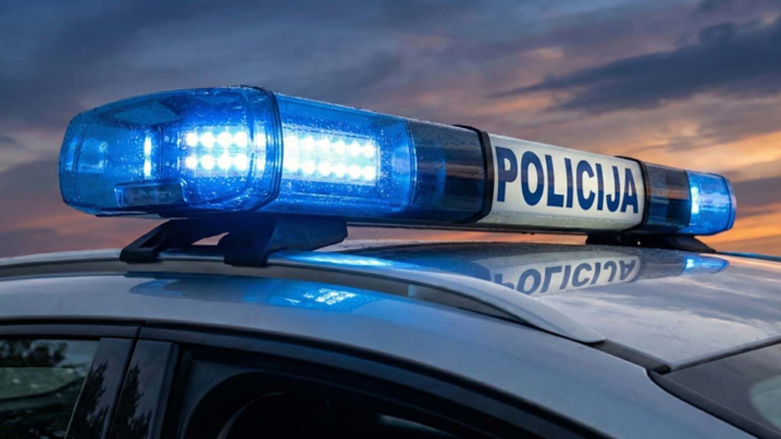 UHIĆEN PIROMAN Vraćao se pijan iz noćnog provoda pa upaljačem zapalio suhu travu i stiropor na Čiovu