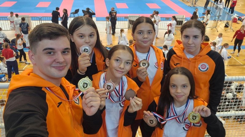 Dva prvaka za Karate klub Šibenik: Zoričić i Ivanda zlatni na Gorica Openu