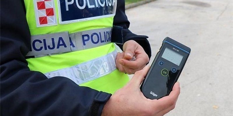 Pod utjecajem alkohola htio voziti djecu na izlet