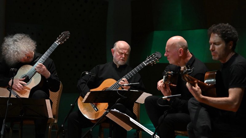 FOTO Glazbeni spektakl u Hrvatskom domu: Europski gitaristički kvartet oduševio Split