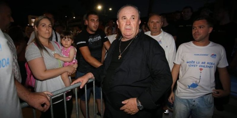 UŽIVO Kerum pjeva 'Inati se, Slavonijo'