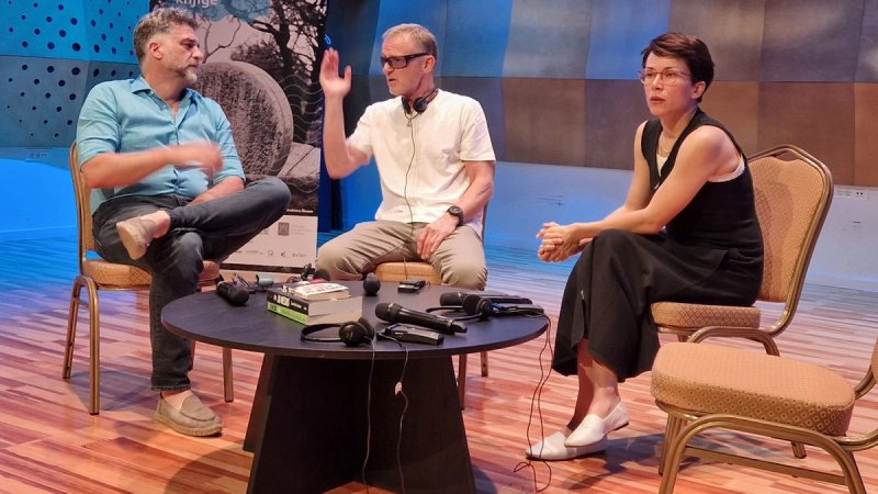MFK: Održan panel 'Transmedijalnost: knjiga - scenarij - film' s Jo Nesbøom, Katarinom Prpić i Danisom Tanovićem