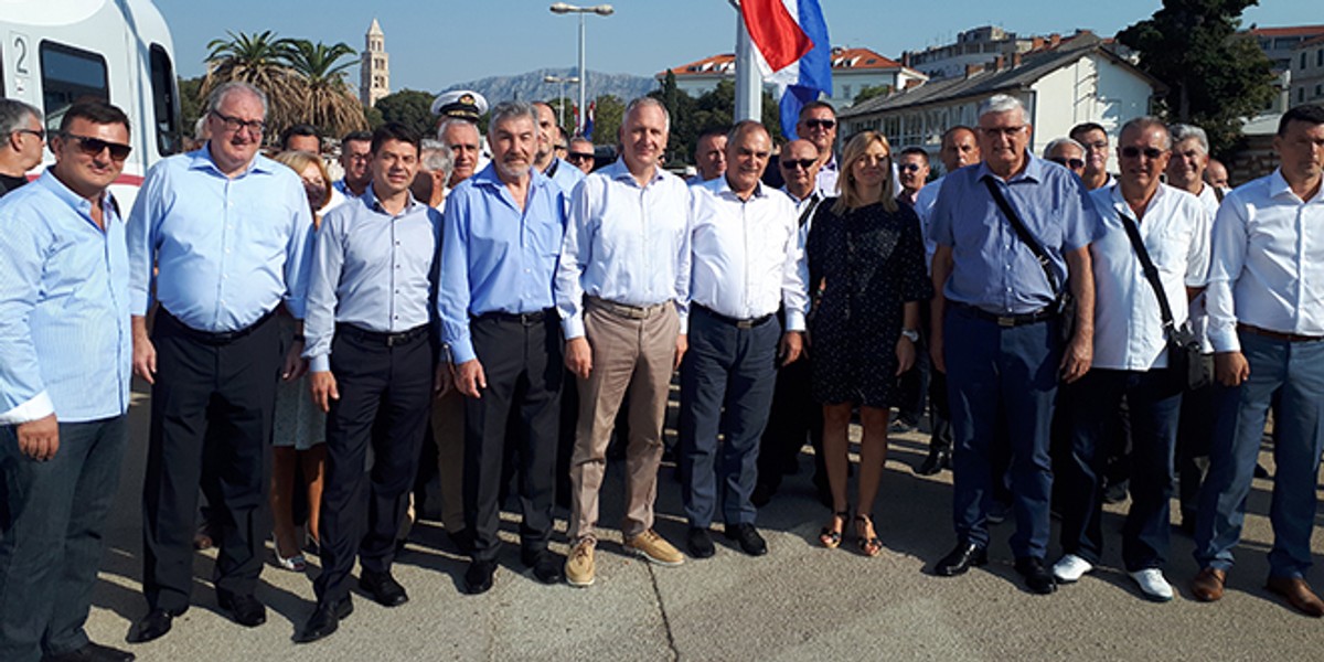 Vlak slobode se vratio u Split, od Labina do Kaštel Starog se vozi sporije da ne bi iskre od kočenja izazvale požar