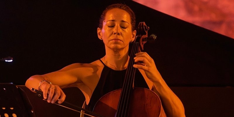 Violončelistica Hillary Karuza u Podrumima Dioklecijanove palače