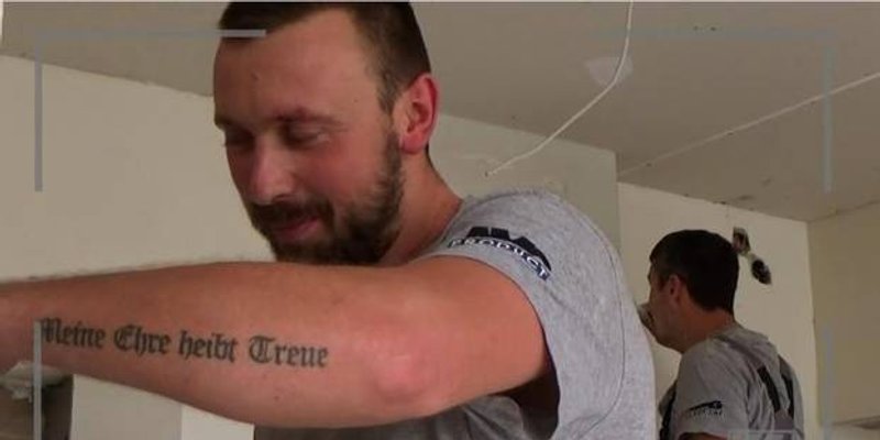 Ljubav je na SSelu: Kandidat Jurica ima nacističku tetovažu