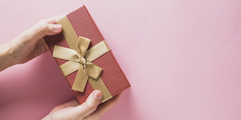 Kada su pokloni u pitanju, jedna stvar je opet 'in'!