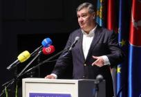 ŠTA JE MANHATTAN PREMA MAKARSKOJ Milanović za Dan grada poslao poruke o važnosti očuvanja prirode, dotaknuo se i Gospića