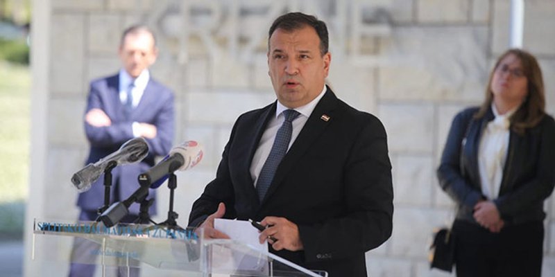 BEROŠ: Liječnici splitskog KBC-a zbog zamjene pacijenata bit će prijavljeni i DORH-u, troje šefova ustrojbenih jedinica nisu više na tim mjestima