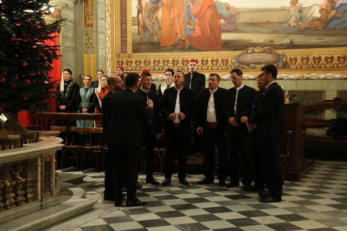 FA Jedinstvo i klapa Praska u Rimu