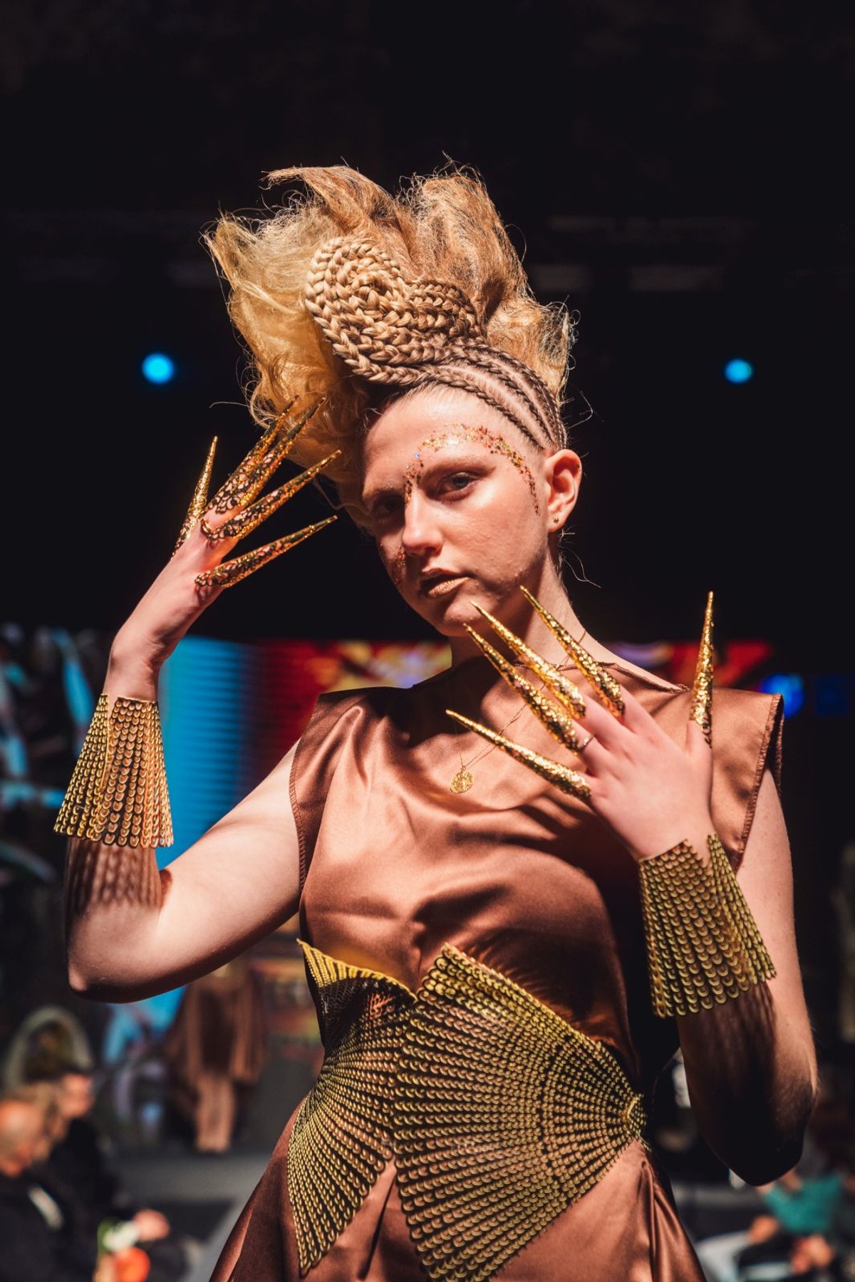 Talijanski gosti i osam splitskih salona na Reviji frizura u Dioklecijanovim podrumima