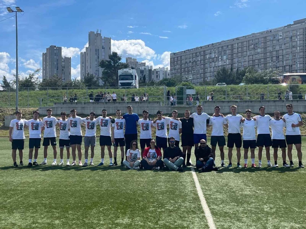 FOTO/VIDEO Golovima za one bez doma: Humanitarni derbi Marulićevaca i udruge MoSt