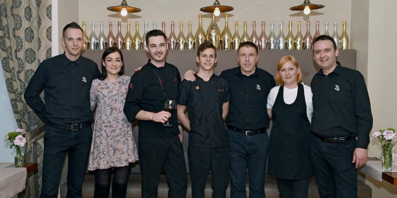 NAJBOLJI SPLITSKI RESTORANI Zrno Soli: U pogledu od milijun dolara uživali su članovi Guns'n'Rosesa, Marco van Basten, Sandro Rosell...