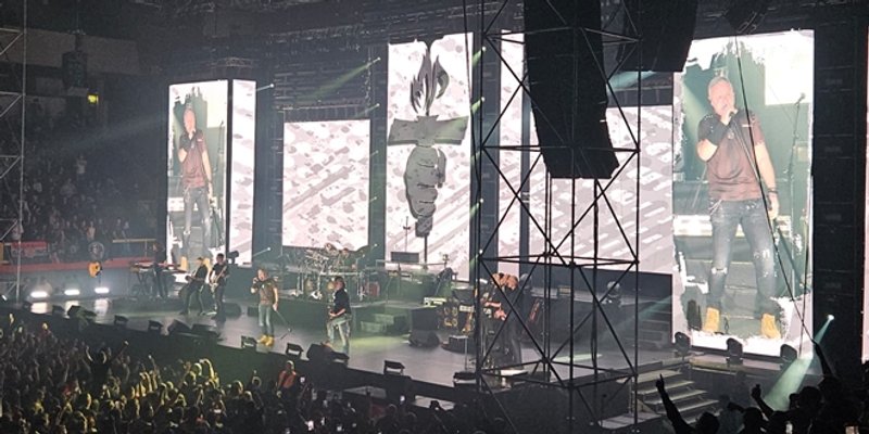 Thompson pozdravio kolege u publici i 'menadžera nad menadžerima'