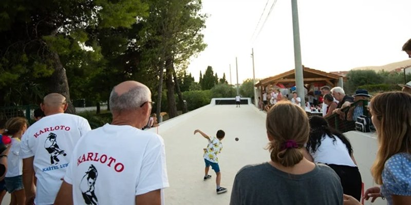 Lukšićki balotaši na jedan dan uljepšali život štićenika Maestrala