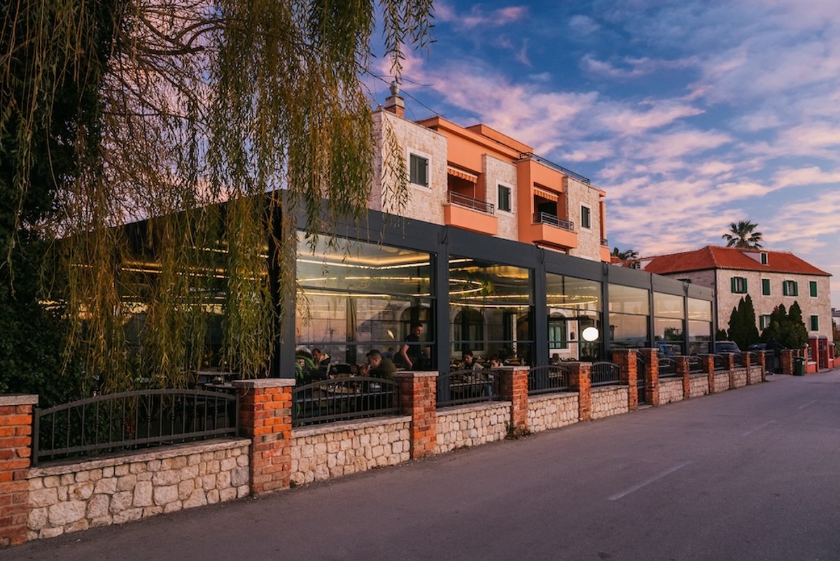 Postani Chevap kralj: Pojedi najviše ćevapa i osvoji 1000 eura!