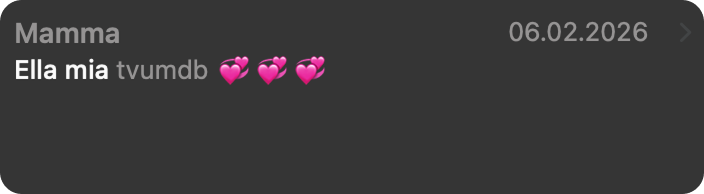 Dark iPhone message notification from Mamma, using the name Ella.