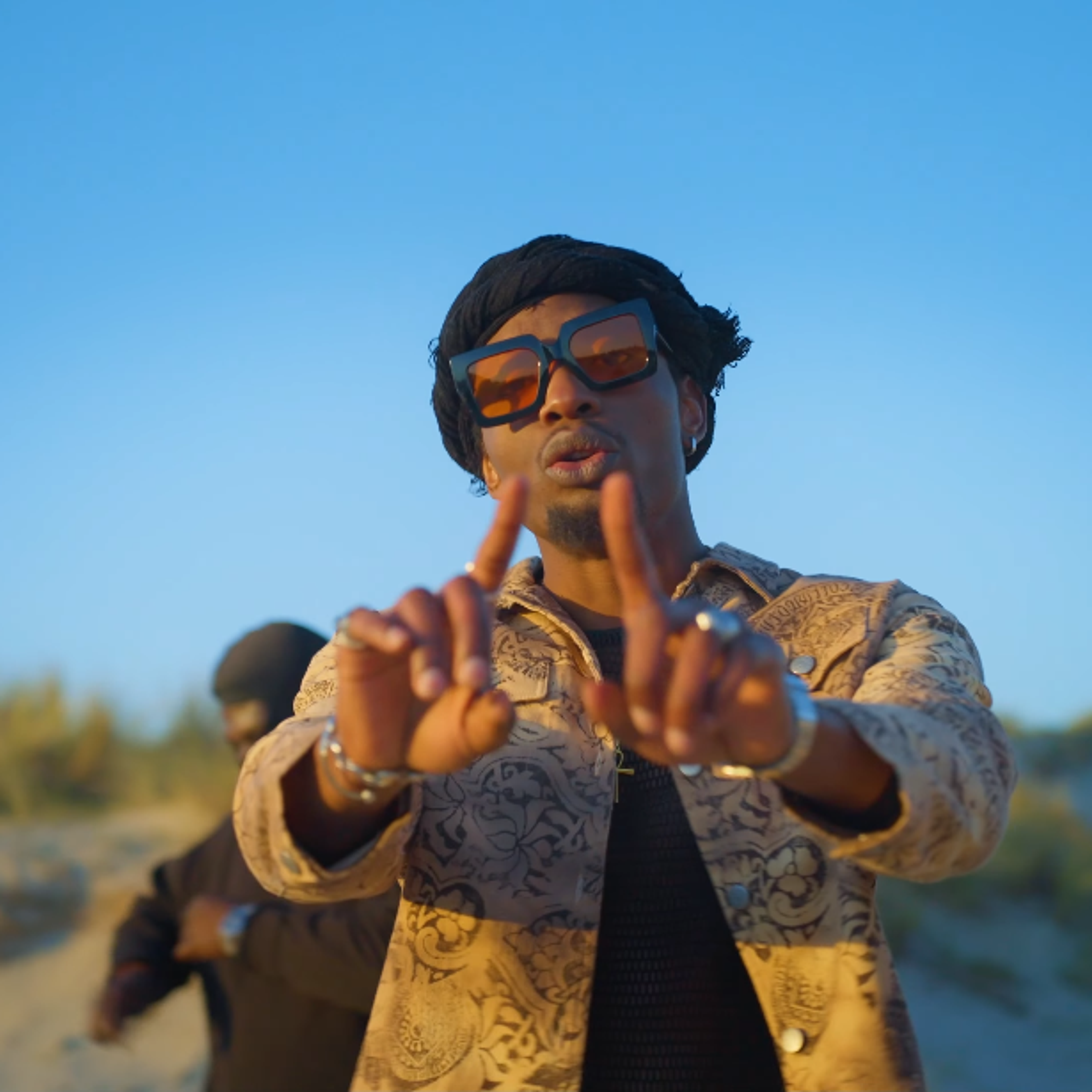 Plan moyen sur une plage