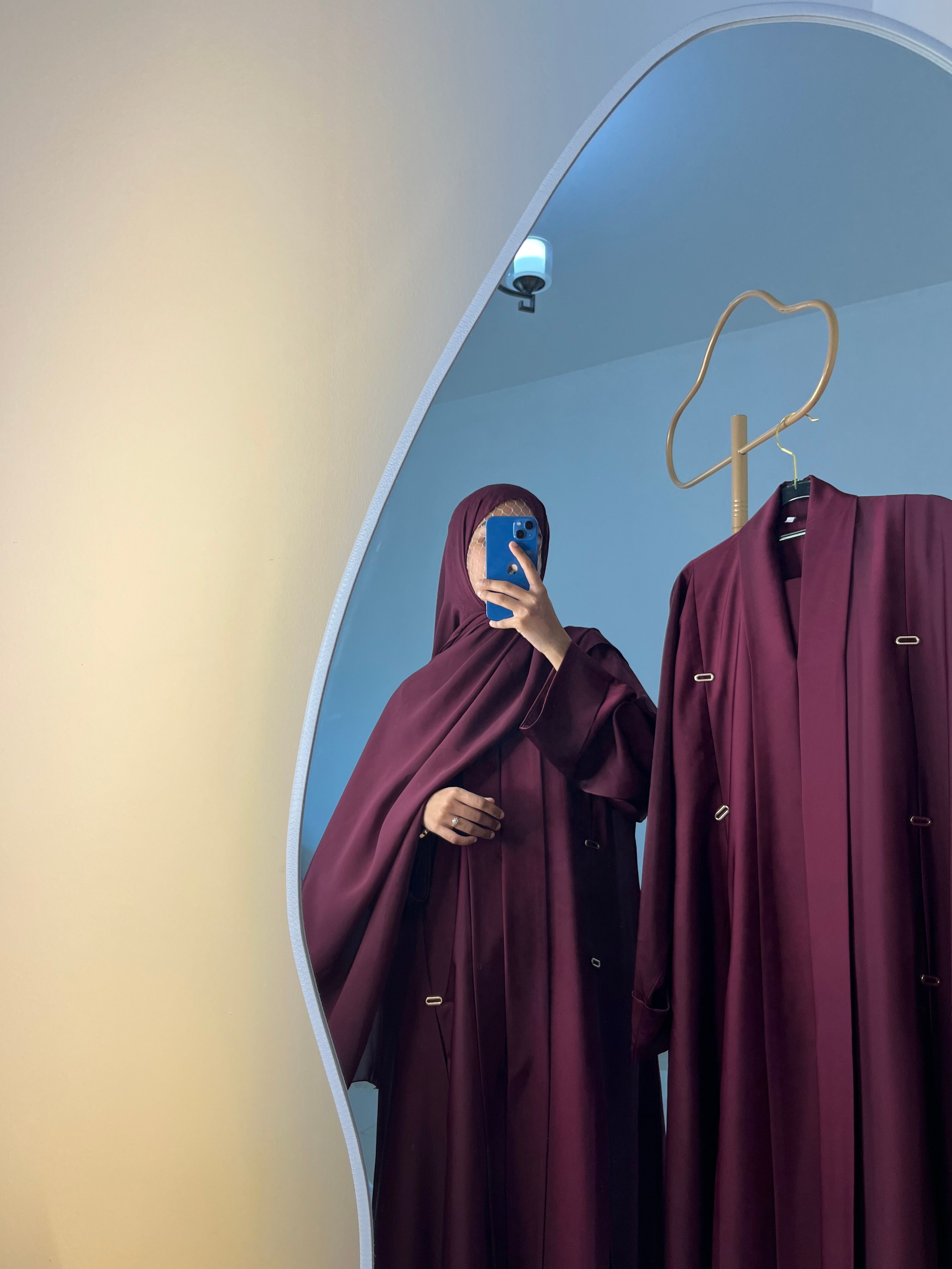 Premium Twilight Mulberry Abaya  - View 4