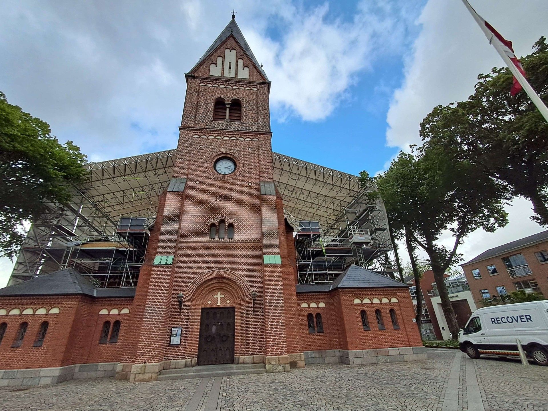 Secondary image of this section