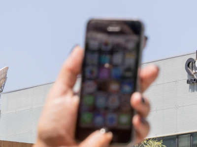 Víctimas de ciberespionaje se querellan contra el ex altos cargos del CNI y de la Guardia Civil y los fabricantes de Pegasus y Candiru