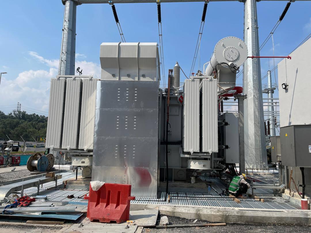 Sunshield standing between the transformer radiator banks