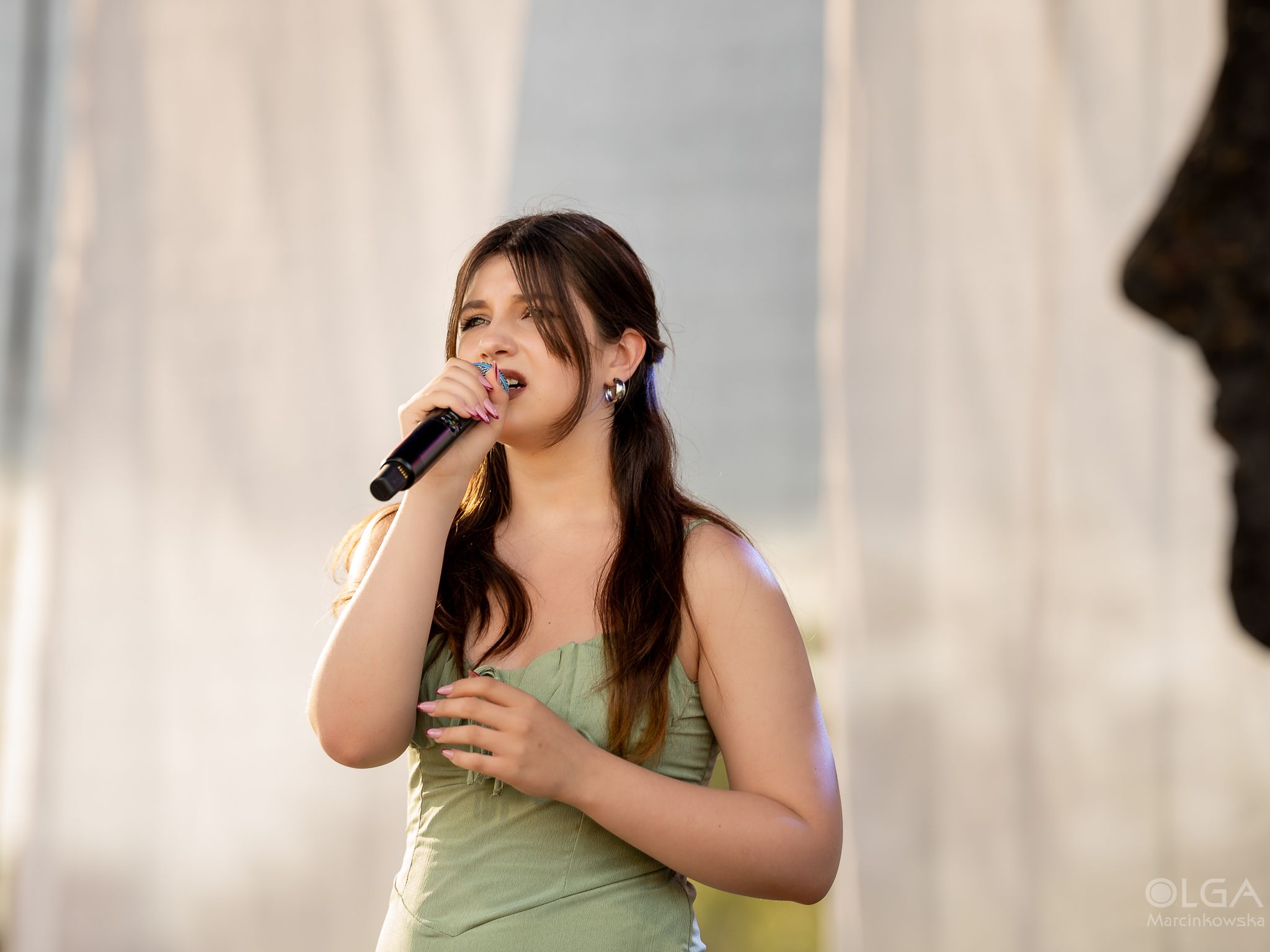 48604bb41727790459bae8712a211a326a30a406-2048x1536.jpg