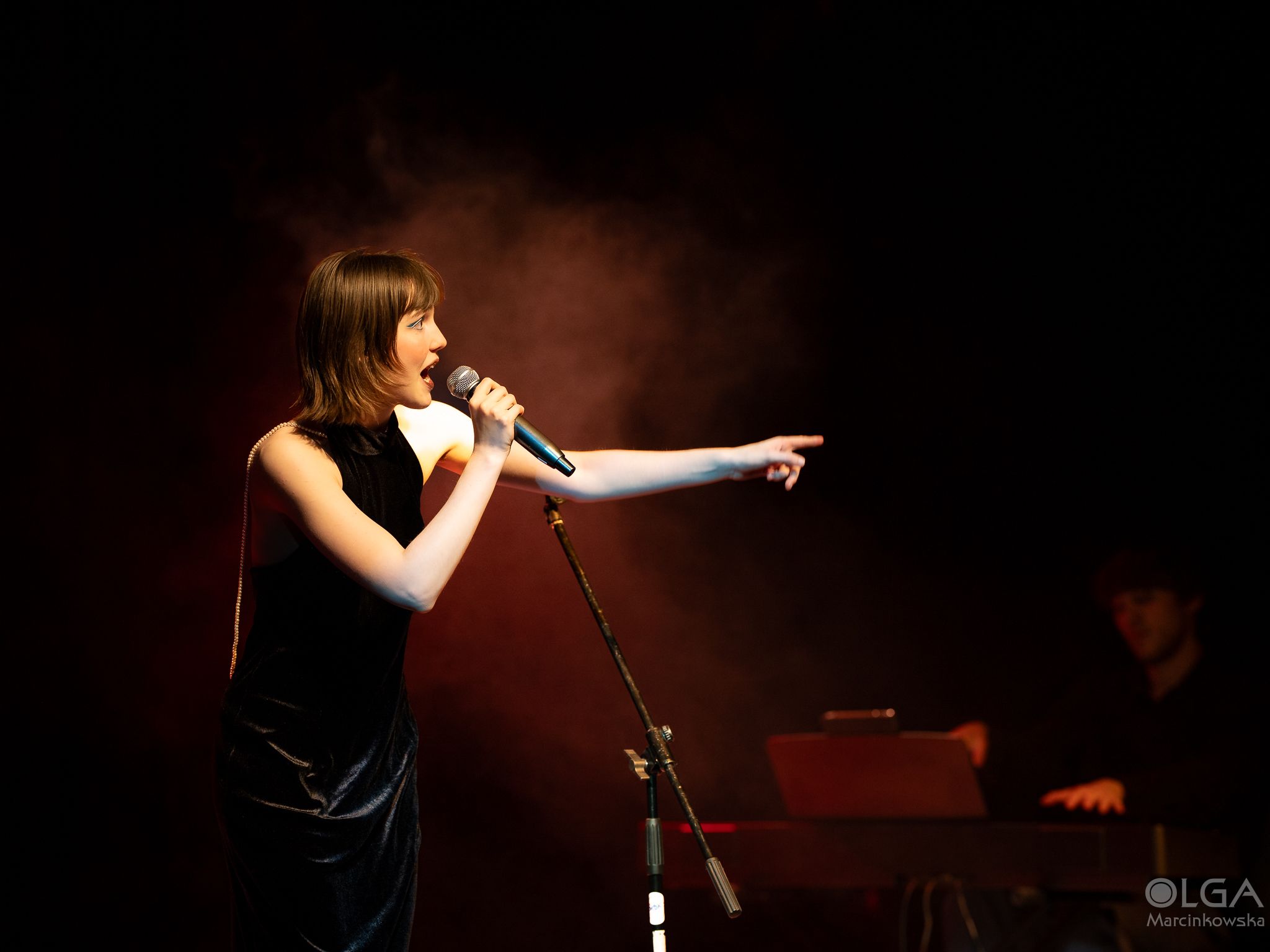 Kto zamordował pokojówkę i ukradł złoty widelec?