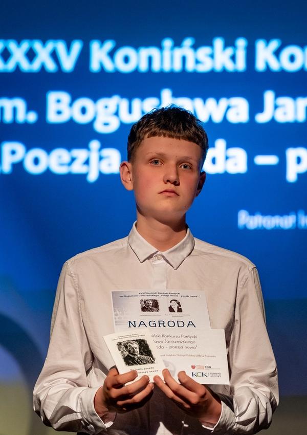Poezja wciąż młoda