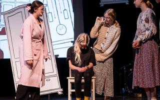 Skrzydlate Dziecko na Dużej Scenie