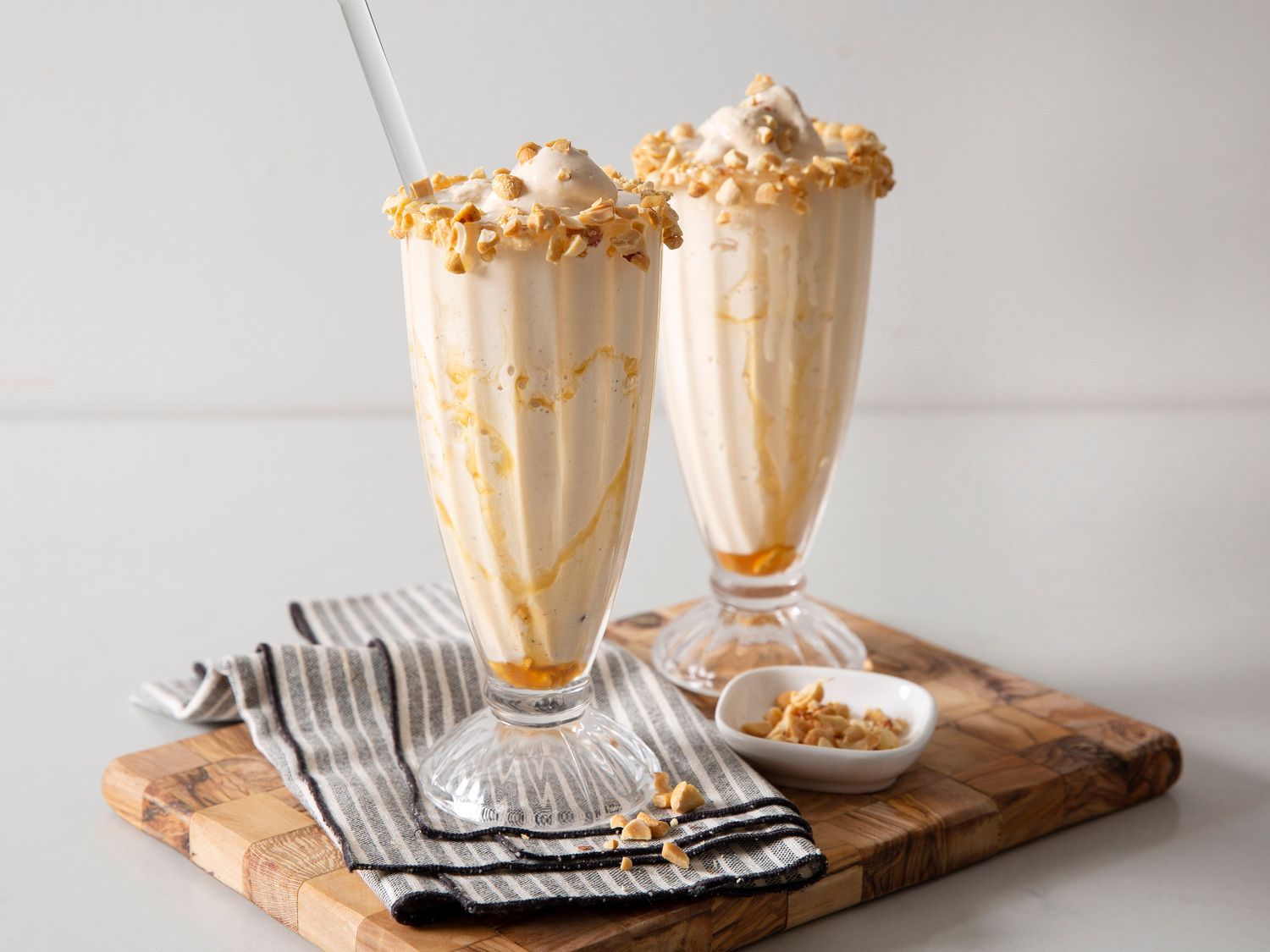 PEANUT BUTTER MILKSHAKE
