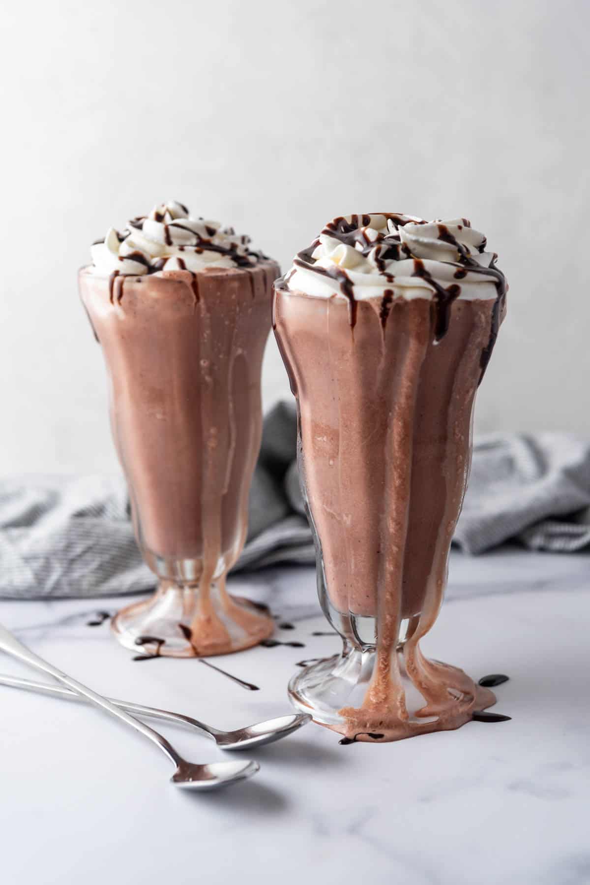 CHOCOLATE MILKSHAKE