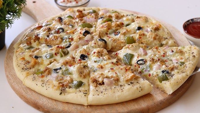 CHICKEN MALAI PIZZA