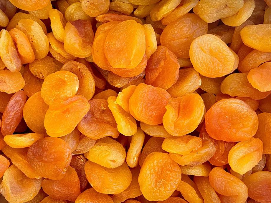 Apricots(aloo)