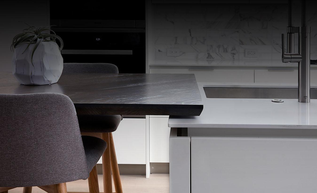 Modern Kitchen with CS Cavity Sliders Modern Kitchen with CS Cavity Sliders