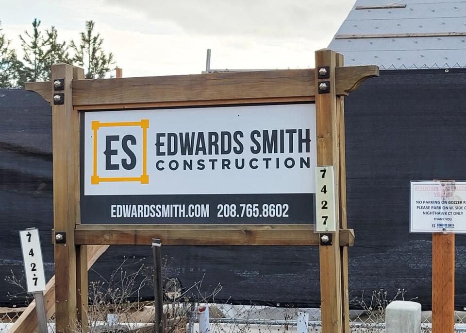 Edwards Smith Construction Sign