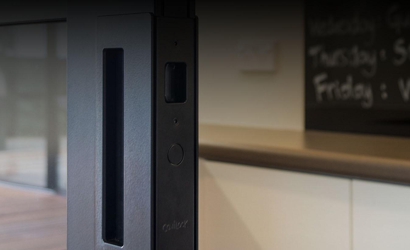 Passage CL400 in Black Passage CL400 in Black