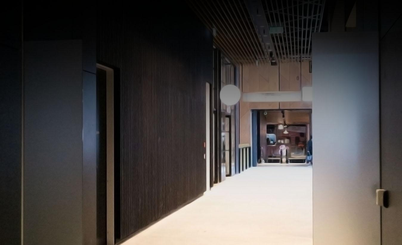 CS Auto Biparting FramelessGlass Cavity Sliders for Commercial Bay CS Auto Biparting FramelessGlass Cavity Sliders for Commercial Bay