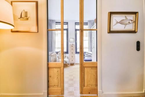CS Pocket Door Frame in Bedroom CS Pocket Door Frame in Bedroom