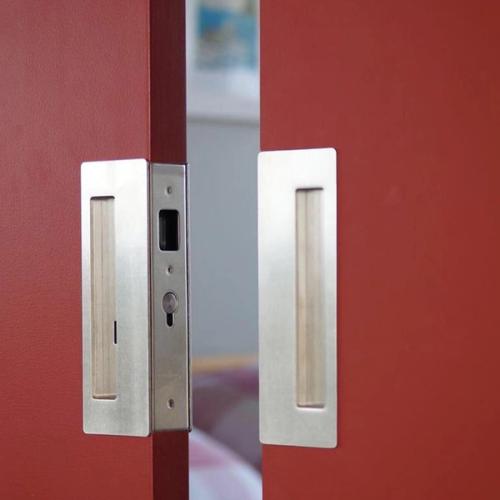 CS Cavity Sliders in New York City Loft CS Cavity Sliders in New York City Loft