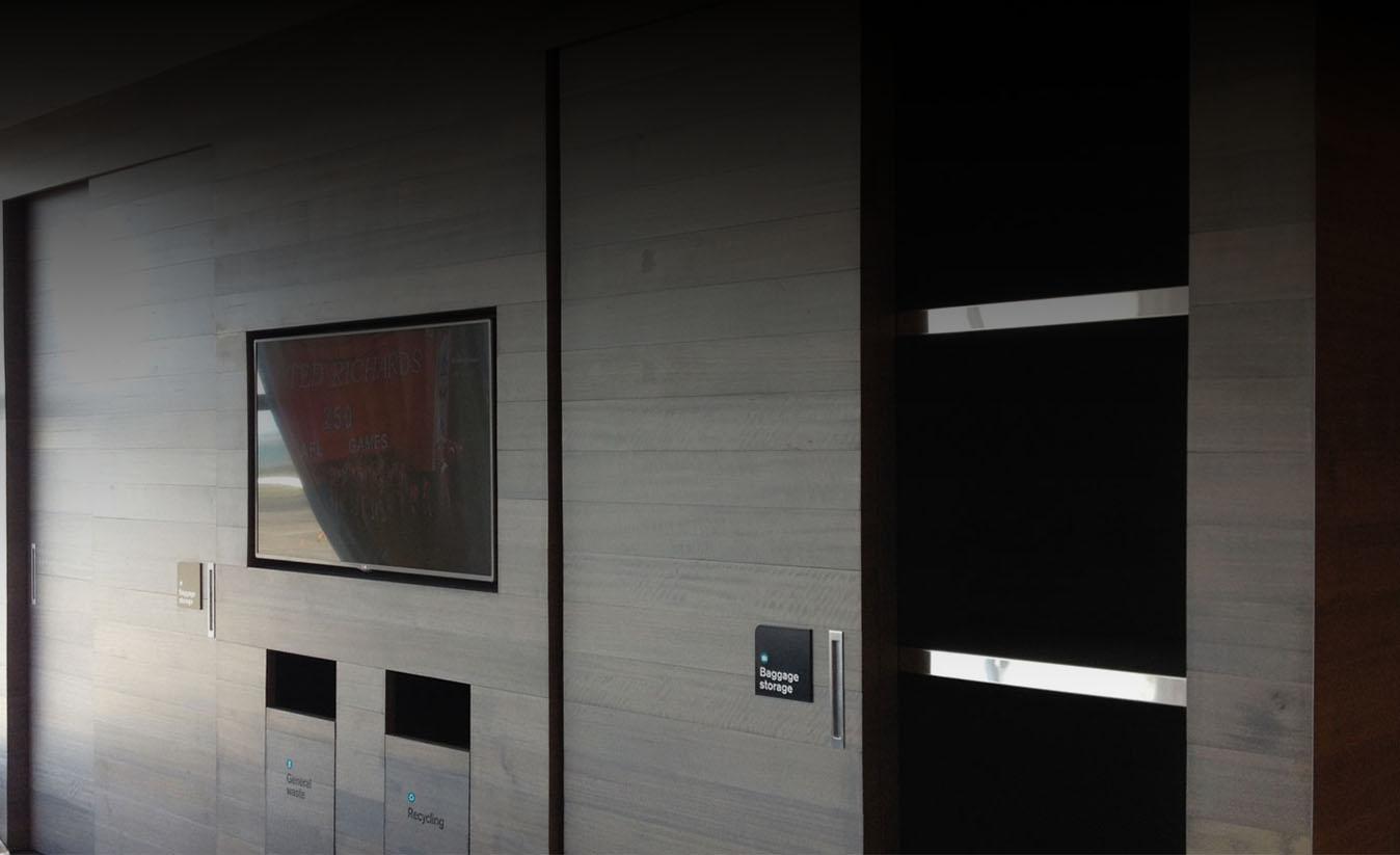 CS Full-Height with Alutec at Koru Lounge CS Full-Height with Alutec at Koru Lounge