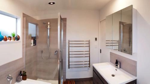 CS SlimSlider in bathroom CS SlimSlider in bathroom