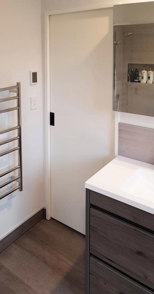 CS SlimSlider in bathroom CS SlimSlider in bathroom