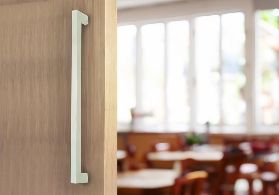 Windsor Locking Pull Handle Windsor Locking Pull Handle