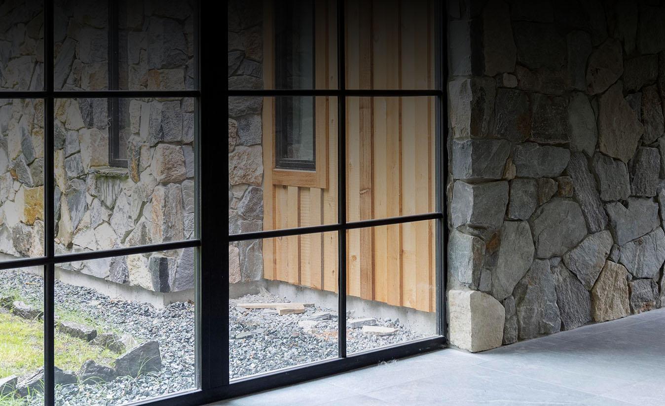 CS Cavity Sliders in Modern Farmhouse Style with Natural Light CS Cavity Sliders in Modern Farmhouse Style with Natural Light